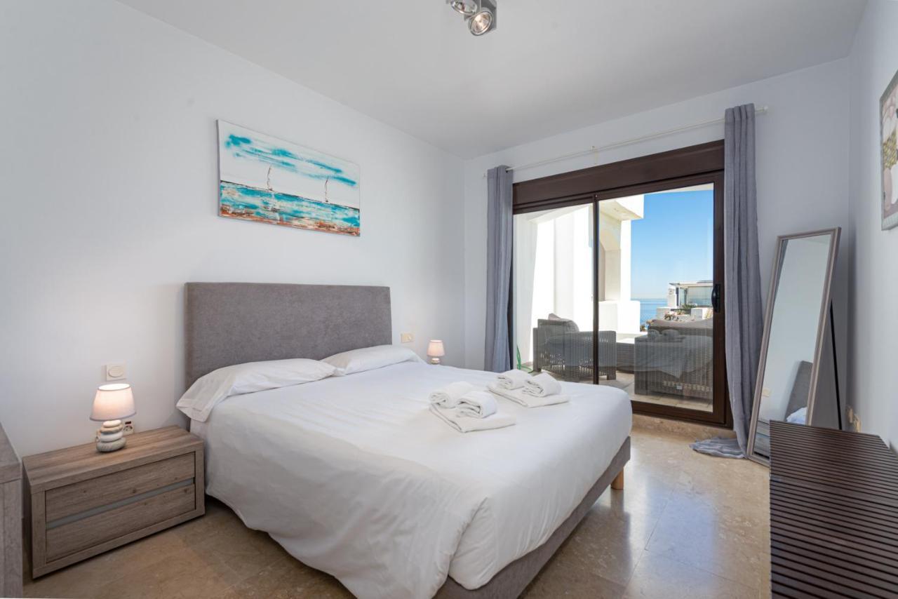 2149-Amazing Groundfloor 3 Bedrooms On Golf, Pools La La Alcaidesa Exterior photo